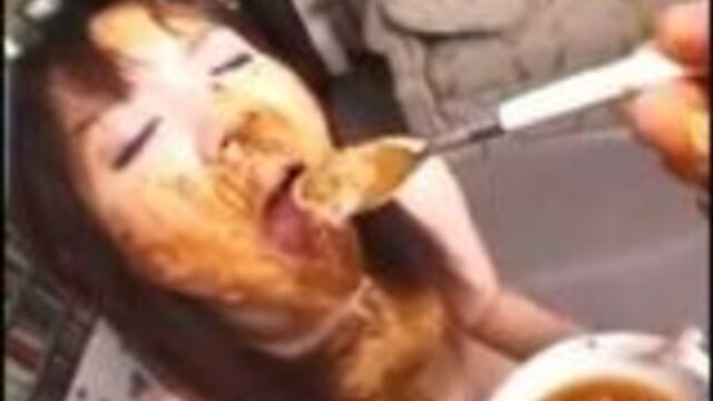 Make her eat shit!