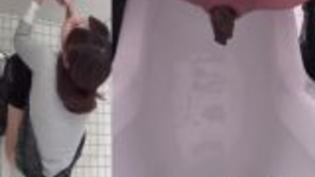 Close Up Japanese Pooping