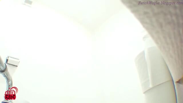 Constipated Waifu (Minami) Pooping 9