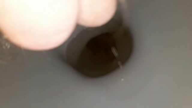 Public pissing And Shitting