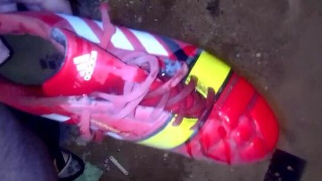 I piss in dirty soccer shoes of my good gf