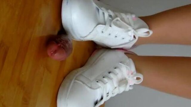 chinese femdom  trample Q2985868019