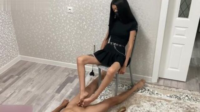 chinese trample femdom Q2985868019