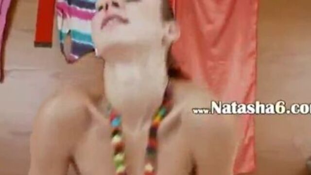 ana russian chick Natasna dildoing