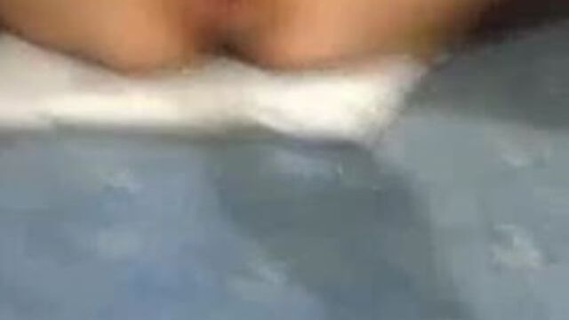 Shitting Mirror Selfie scat porn on This Vid Scat